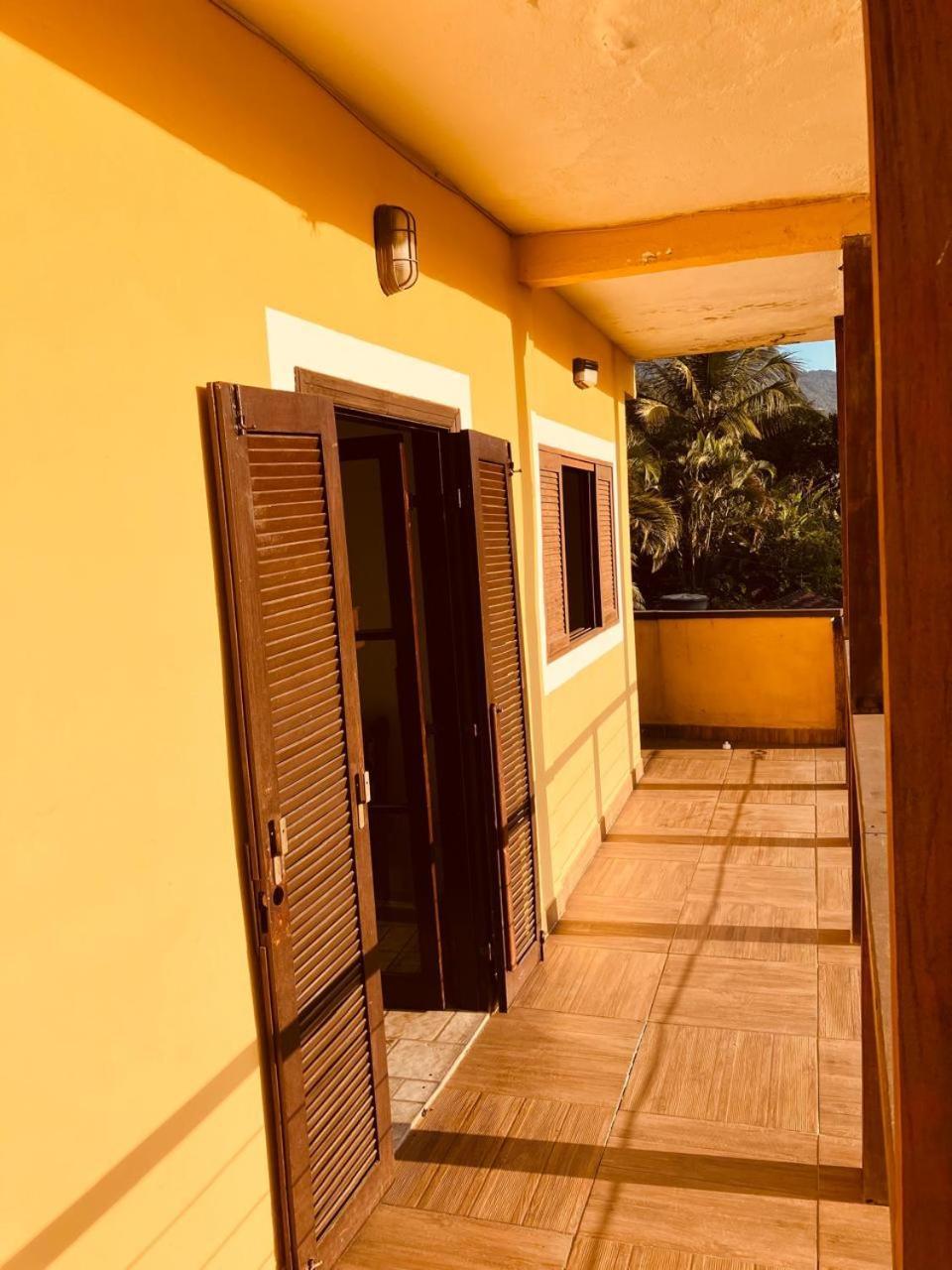 Villa Yellow House Beira Mar Portinho Ilhabela Exterior foto